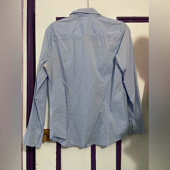 H&M Light Blue Button Down Dress Shirt Size 10 - Picture 3 of 3